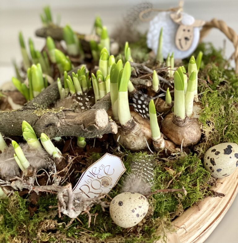 Cos cu Oua de Paste cu Muscari - imagine 6