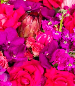 Buchet de Flori Roz - Fuchsia Fantasy - imagine 3